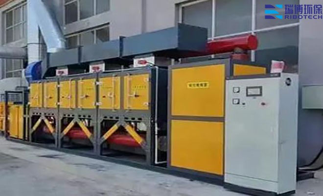 �Ƽ��M�������U�����̎���O��